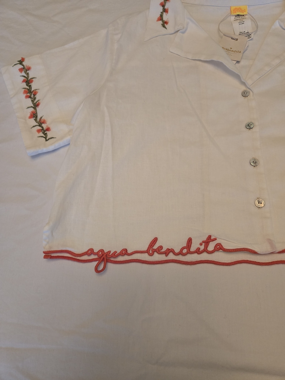 Agua Bendita White Embroidered Short-Sleeve Beach Shirt "Itsy Nacar" - Picture 3 of 14